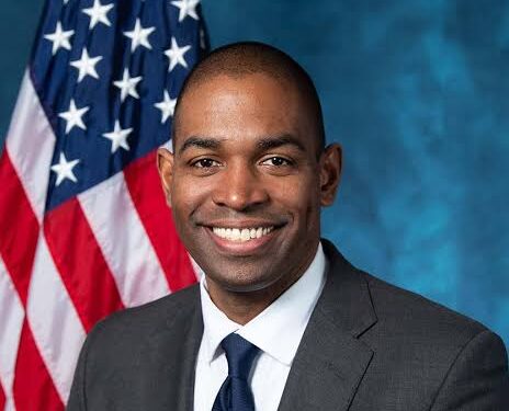 NY Lieutenant Governor Urges Biden to Step Aside, Challenging Party Unity