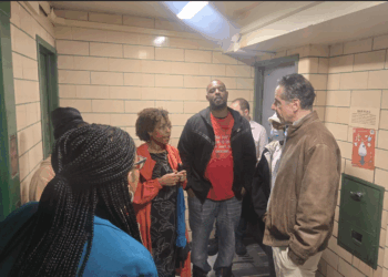 NYCHA Tenant Association Presidents Back Cuomo’s Mayoral Candidacy