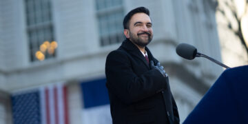 Mamdani Reverses Position on Mayoral Control of New York City Public Schools, Appoints Kamar Samuels as Chancellor